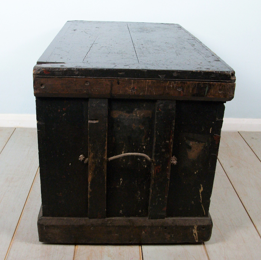 Steamer Trunk with fitted interior